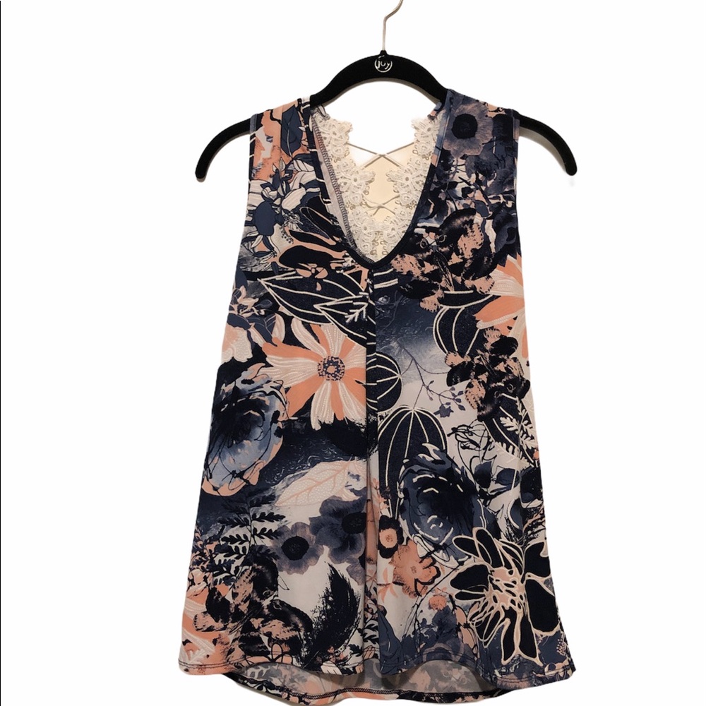 SJS sleeveless lace detail floral top Medium